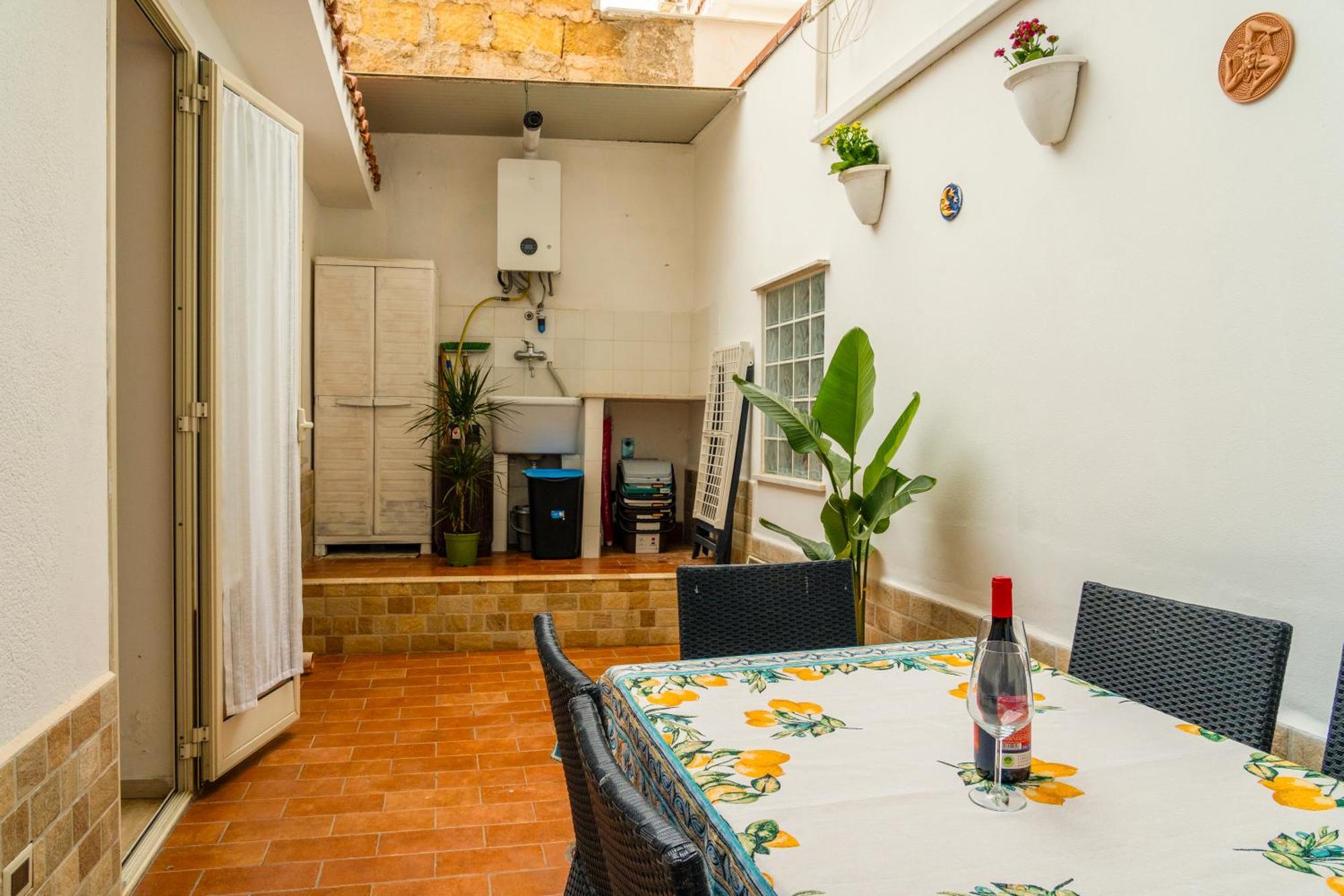 Casa Relax Mondello Apartment Bagian luar foto