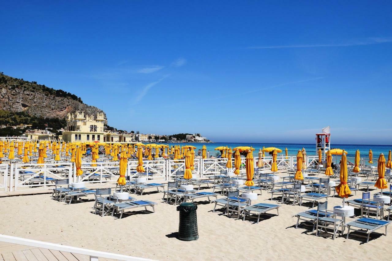 Casa Relax Mondello Apartment Bagian luar foto